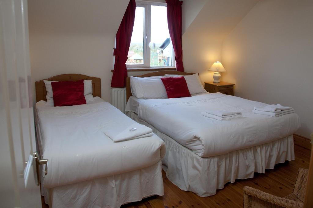 Ceol Na Mara Holiday Homes - Cois Tra & Cor Na Dtonn Enniscrone Quarto foto