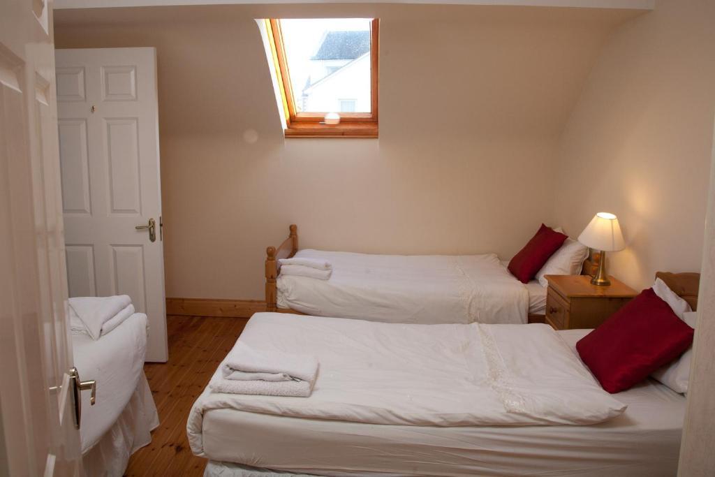 Ceol Na Mara Holiday Homes - Cois Tra & Cor Na Dtonn Enniscrone Quarto foto